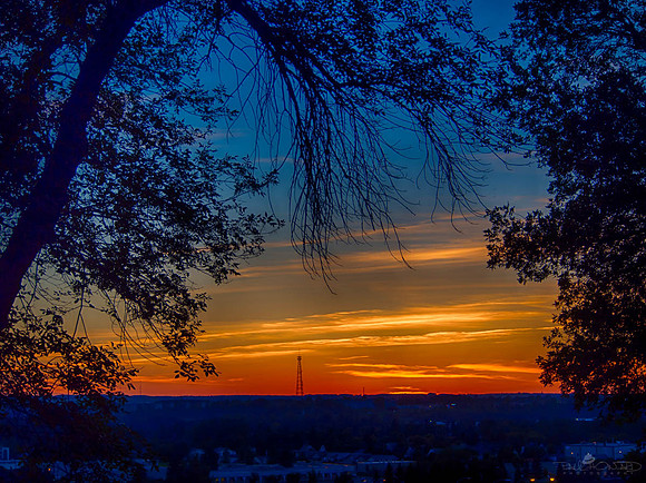 13 Minutes Past Sunset